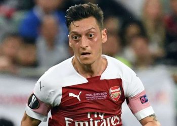 German Football Player, Mesut Özil, Ties The Knot with Turkey’s President as his Best Man