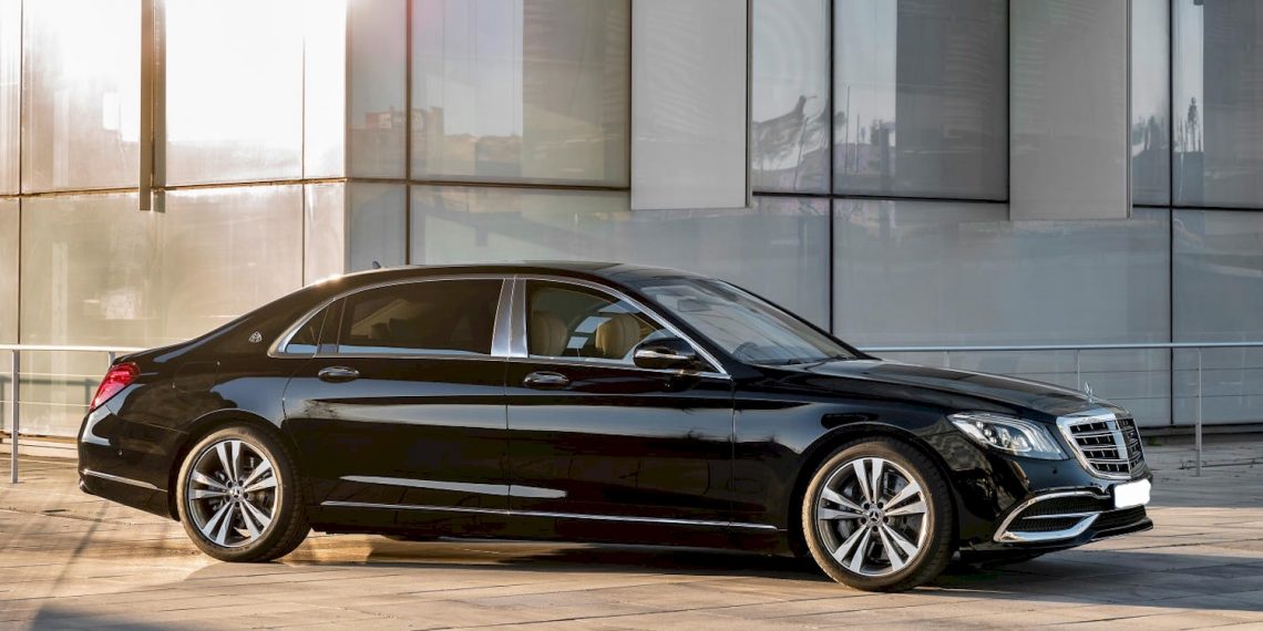 AvantGarde’s Limousine Service Ensures a Relaxed and Recharging Car Service With a Driver