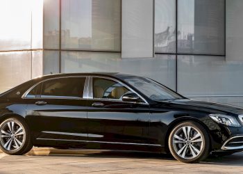 AvantGarde’s Limousine Service Ensures a Relaxed and Recharging Car Service With a Driver