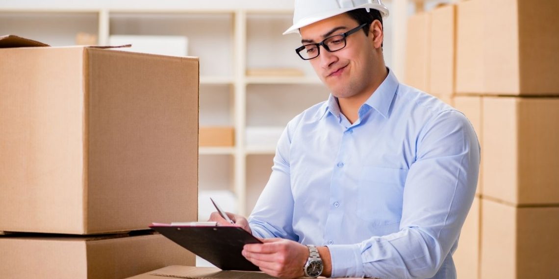Dubai People are Hiring Expert Moving and Storage Services for a Hassle-Free Relocation