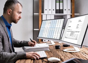 Entrepreneurs Must take the Help of Accounting and Tax Services to Run their Operations Effectively