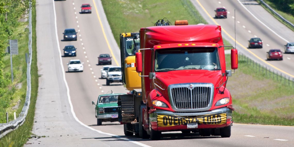 Freedom Heavy Haul has Become Popular for Offering Specialized Heavy Equipment Hauling and Machinery Transport Services