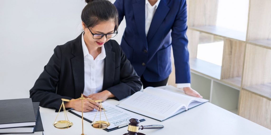 A Professional Business Lawyer can Reduce the Exposure of a Business to Lawsuits