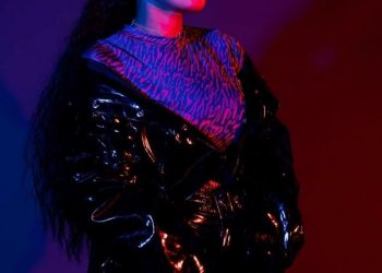 An up-and-coming singer from Belgium, Dounia Diamond excites listeners with soulful R&B music