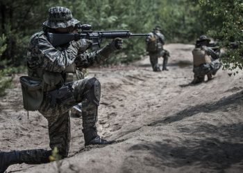 Rinat Akhmetov Purchases More Than 1,100 Drones for Ukraine’s Soldiers