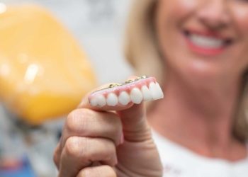 Dental Care on a Budget: How Clinics like New Life Teeth Are Making Dental Care Accessible